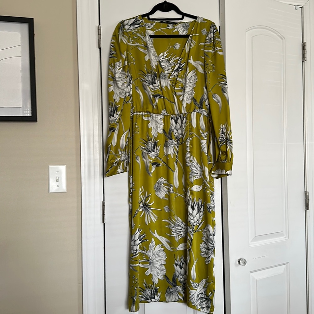 Zara floral summer dress